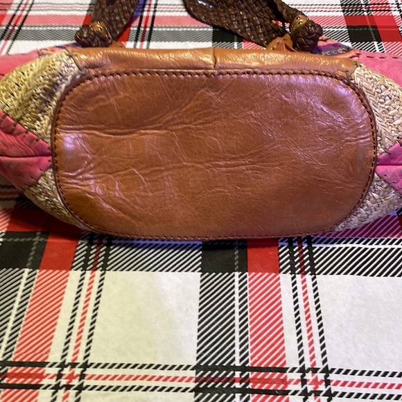 The Sak - Picture 4 of 7